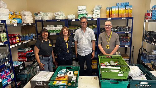 Cllr Crouch Bridgelink Pantry 